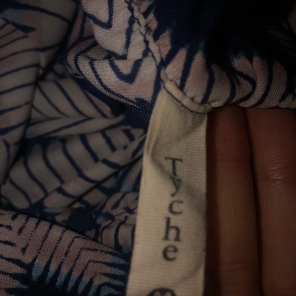 Pantsuit - Picture 4 of 6